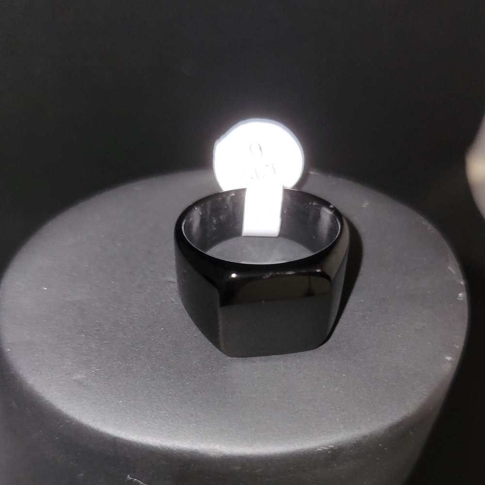 ONXY STONE new without tag